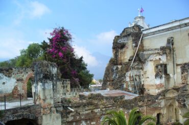 Visiting the Pretty Town of Antigua in Guatemala