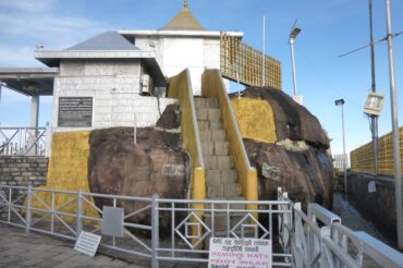 A Guide to Climbing Adam’s Peak in Sri Lanka